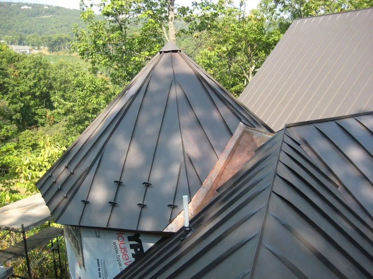 Professional Roof Tarp Installation by Craftsman Roofing in South Highland